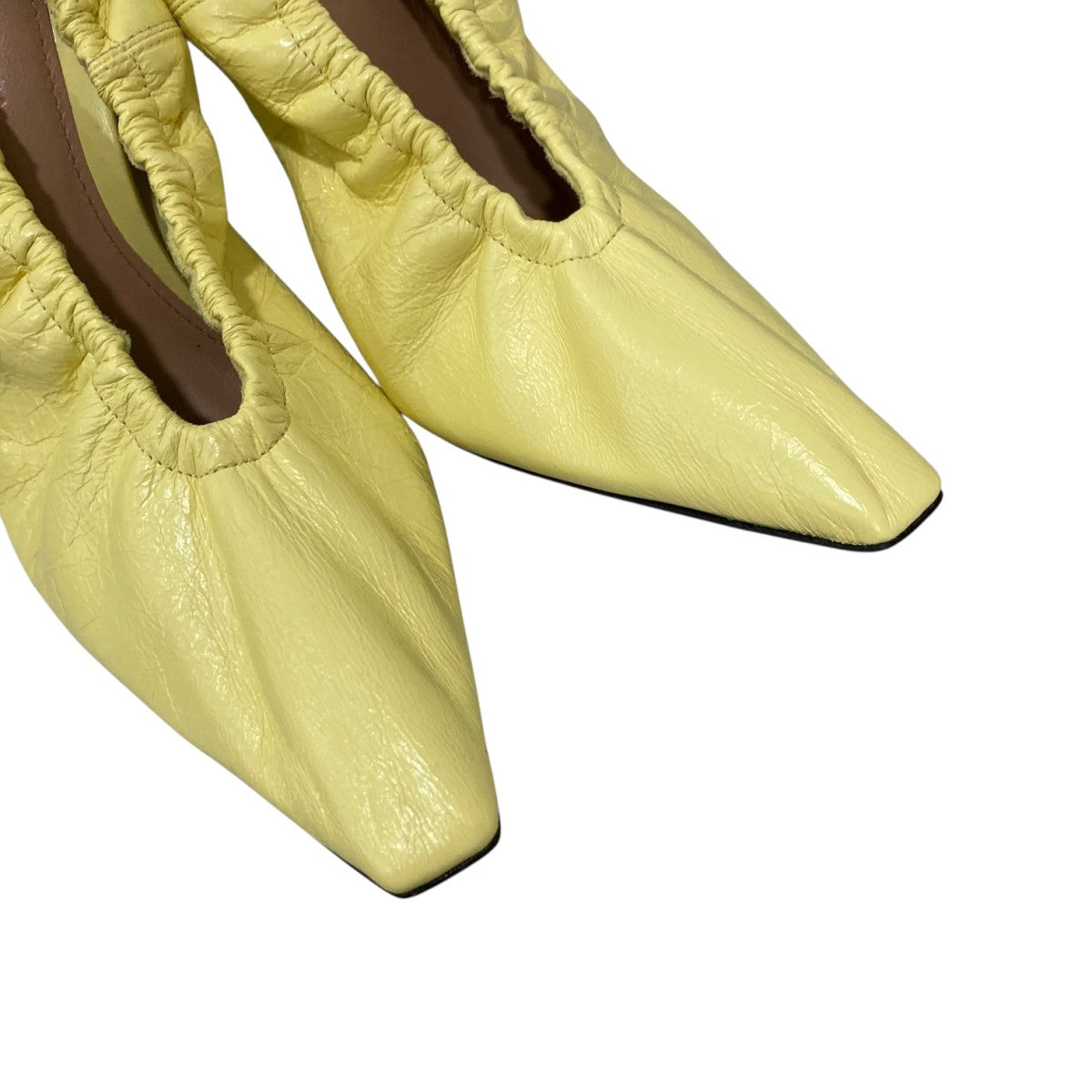 BOTTEGA VENETA(ボッテガヴェネタ) ALMONDスクエアトゥーパンプス