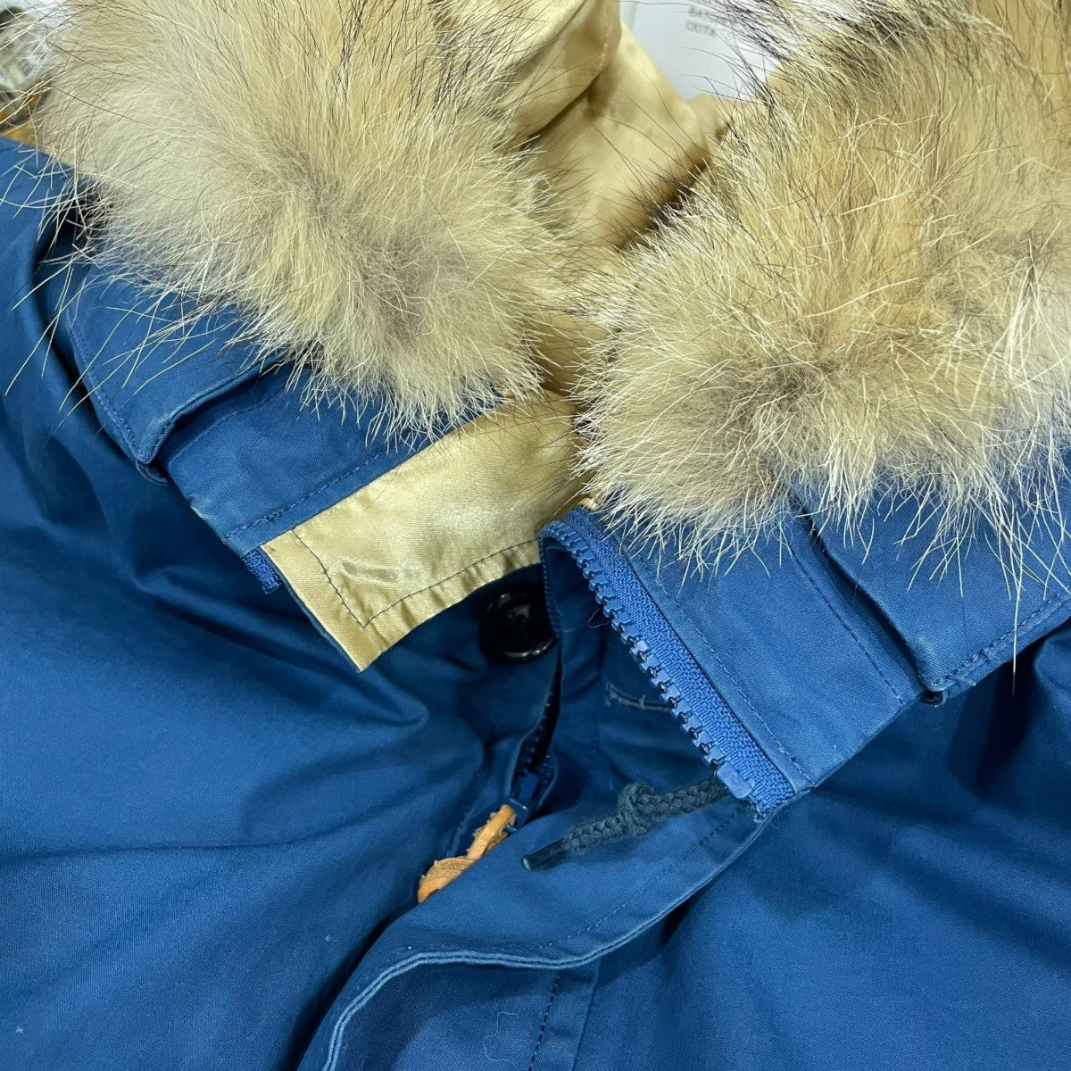 ダウンジャケット