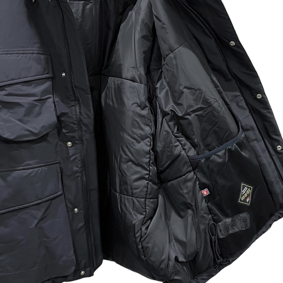 D-VEC(ディーベック) 中綿ジャケット GORE-TEX PRODUCT 3L × PRIMALOFT