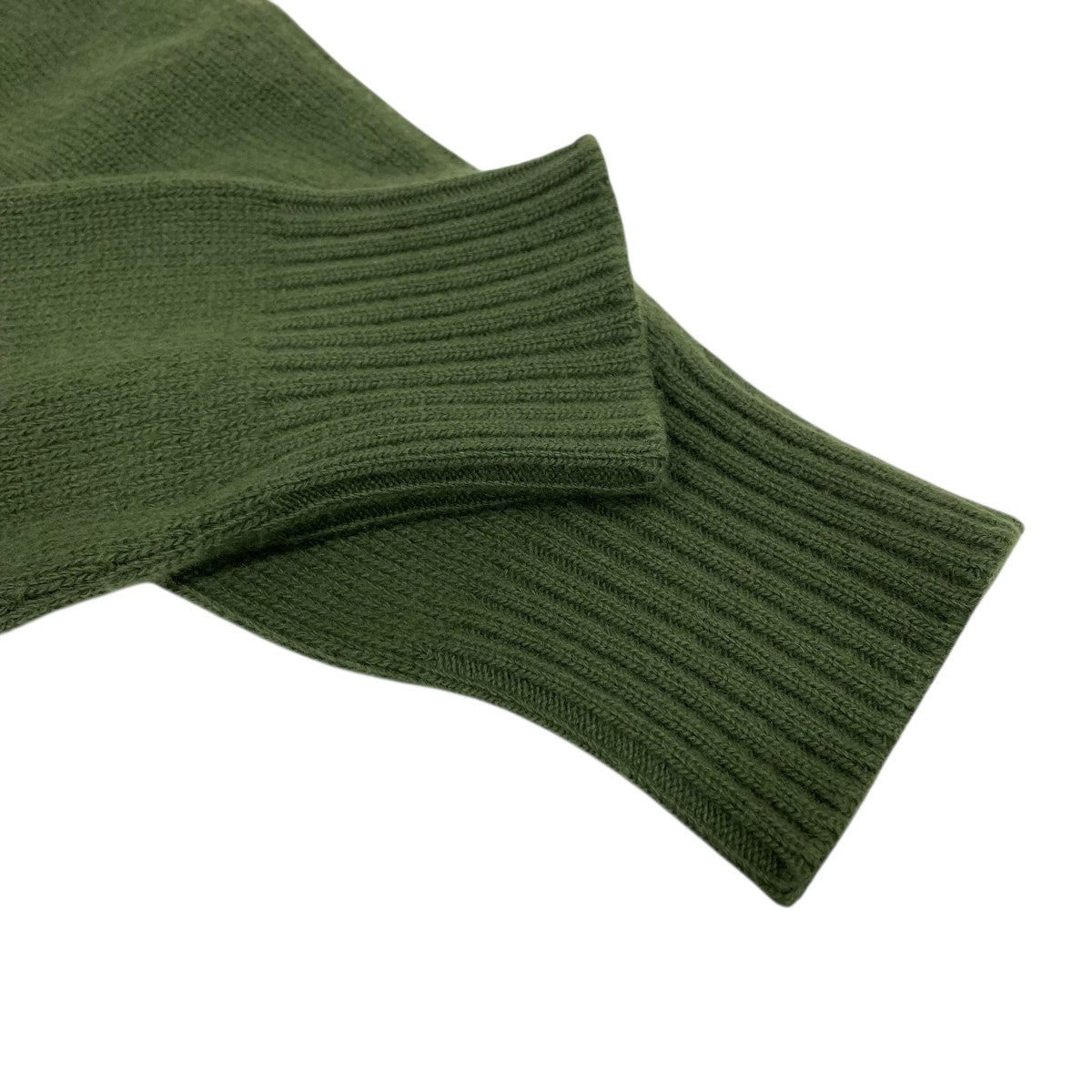 クルーネックニットUMB709