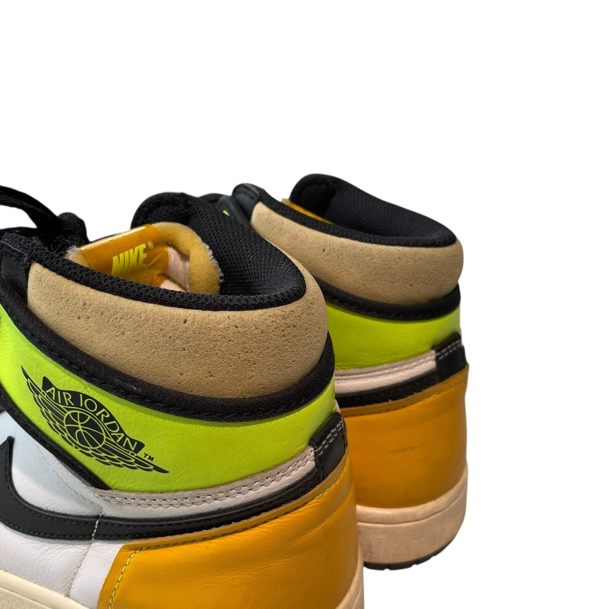 NIKE Air Jordan 1 High OG Volt Goldハイカットスニーカー555088-118 古着・中古-9枚目のアイテム画像