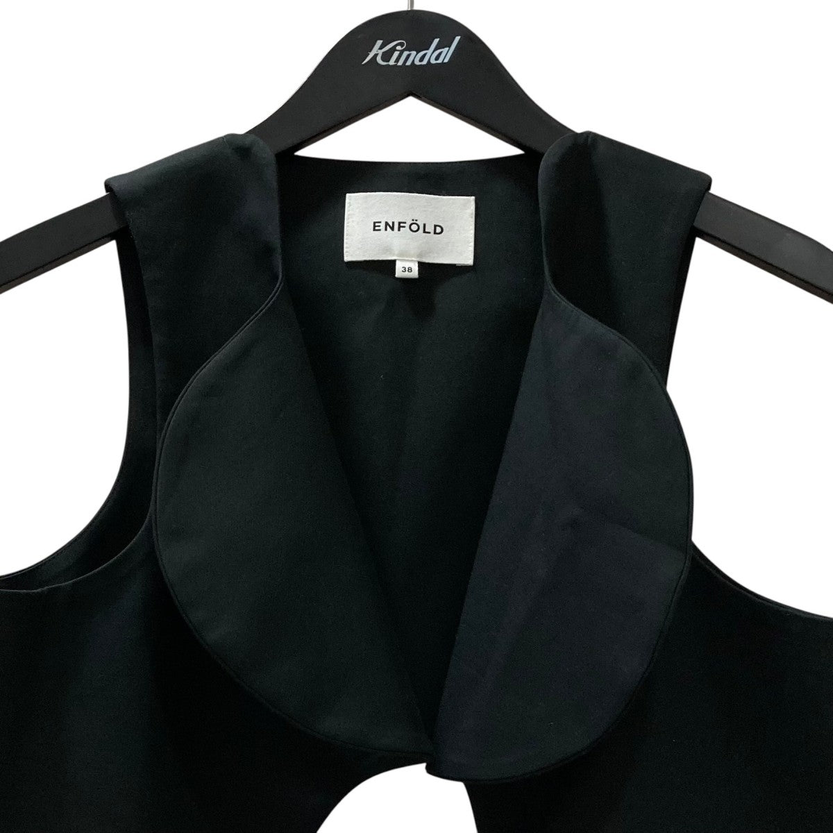 超美品♡エンフォルドENFOLD ウェーブベスト¥31900 ENFOLD(エンフォルド) WAVE CROPPED VESTベスト300HS1301890