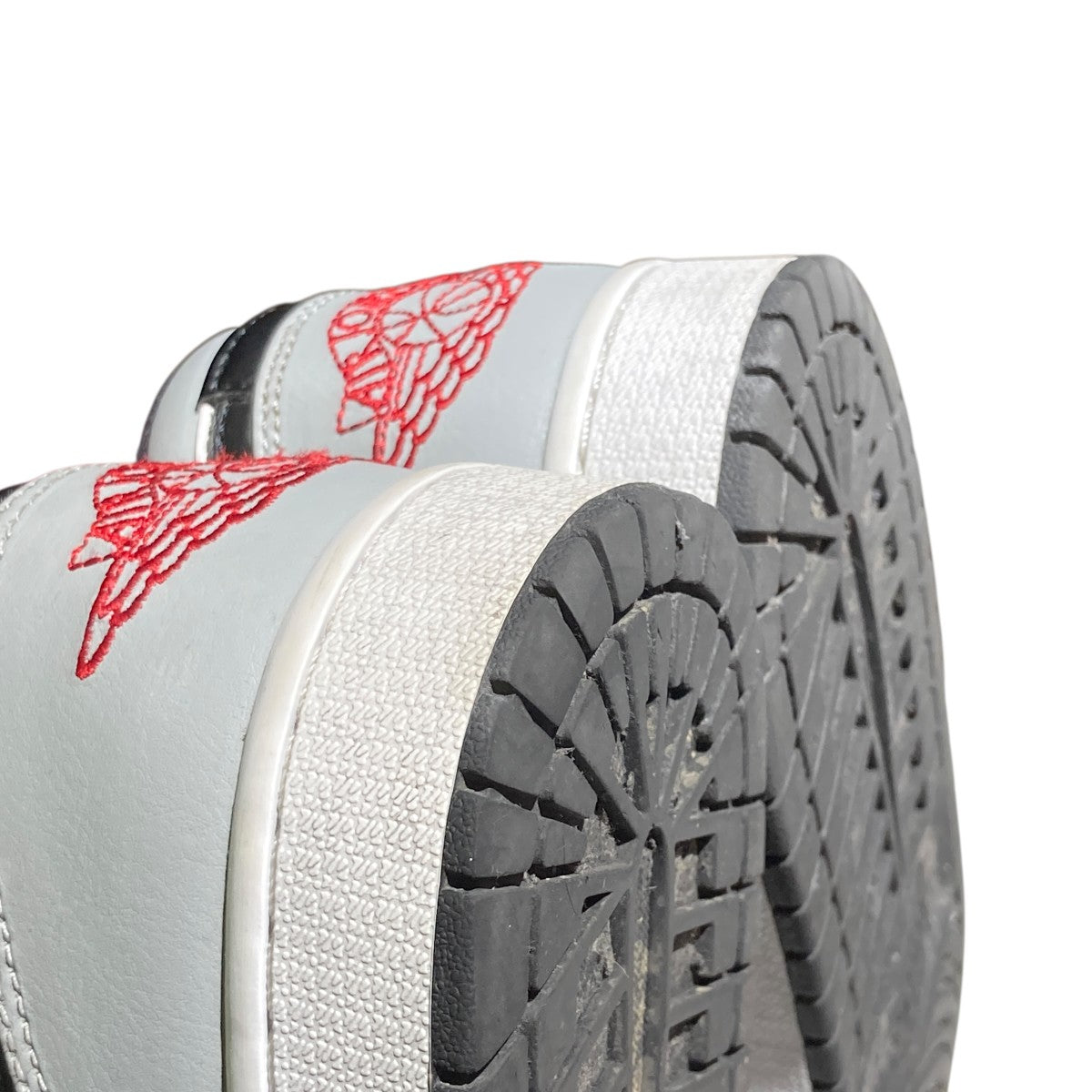 AIR JORDAN 1 LOW LIGHT SMOKE GREローカットスニーカー553558-030