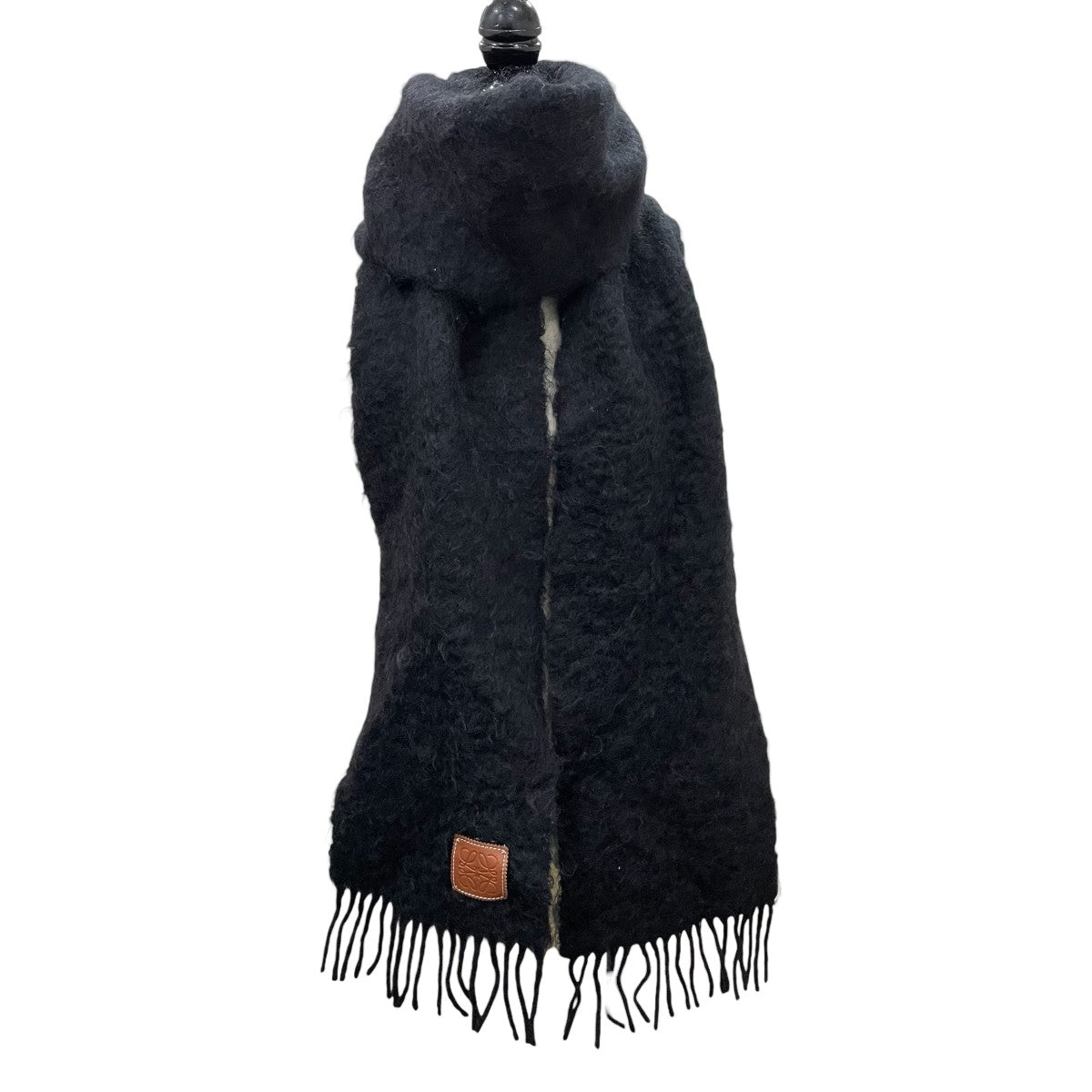 ロエベ♡フリンジマフラー LOEWE(ロエベ) ブローチ付き フリンジマフラー ブラック｜【公式