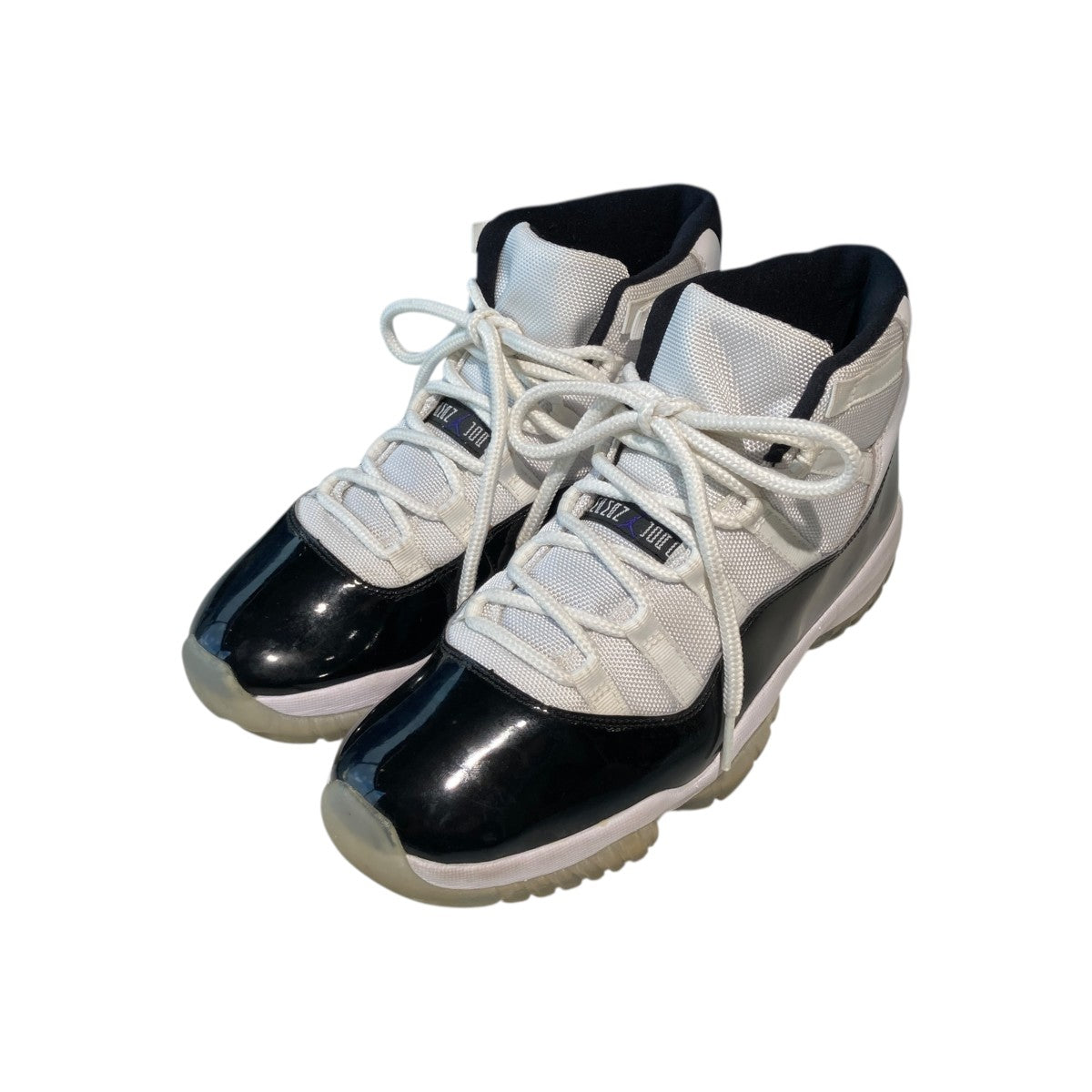 NIKE AIR JORDAN 11 RETROハイカットスニーカー378037-100 古着・中古-1枚目のアイテム画像