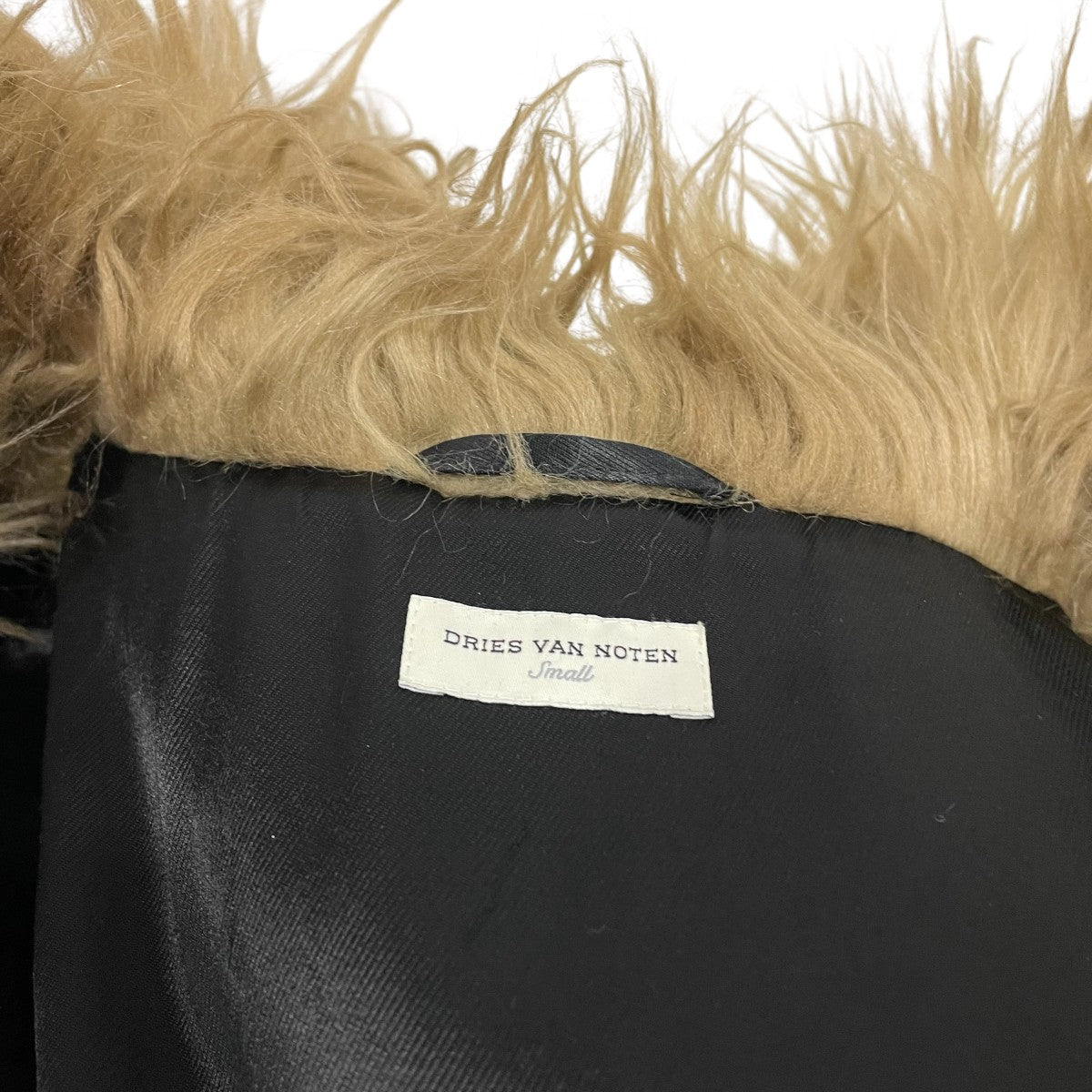 DRIES VAN NOTEN(ドリスヴァンノッテン) ファーコート ベージュ サイズ