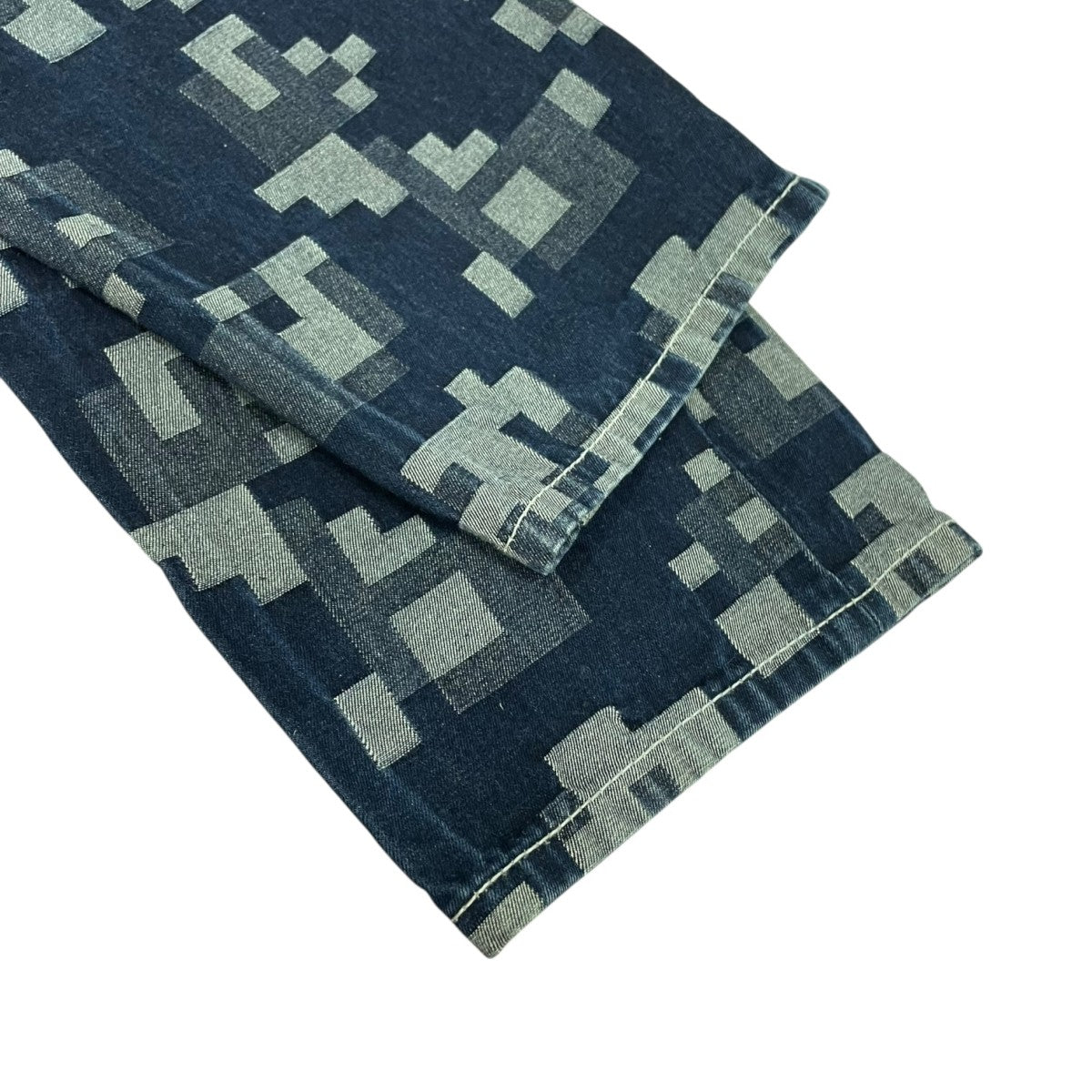 モザイク柄デニムパンツPAJD0135A0