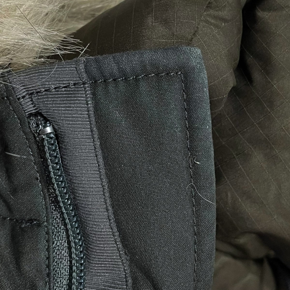 セロー ダウンジャケット Serow Down Jacket ND2077N