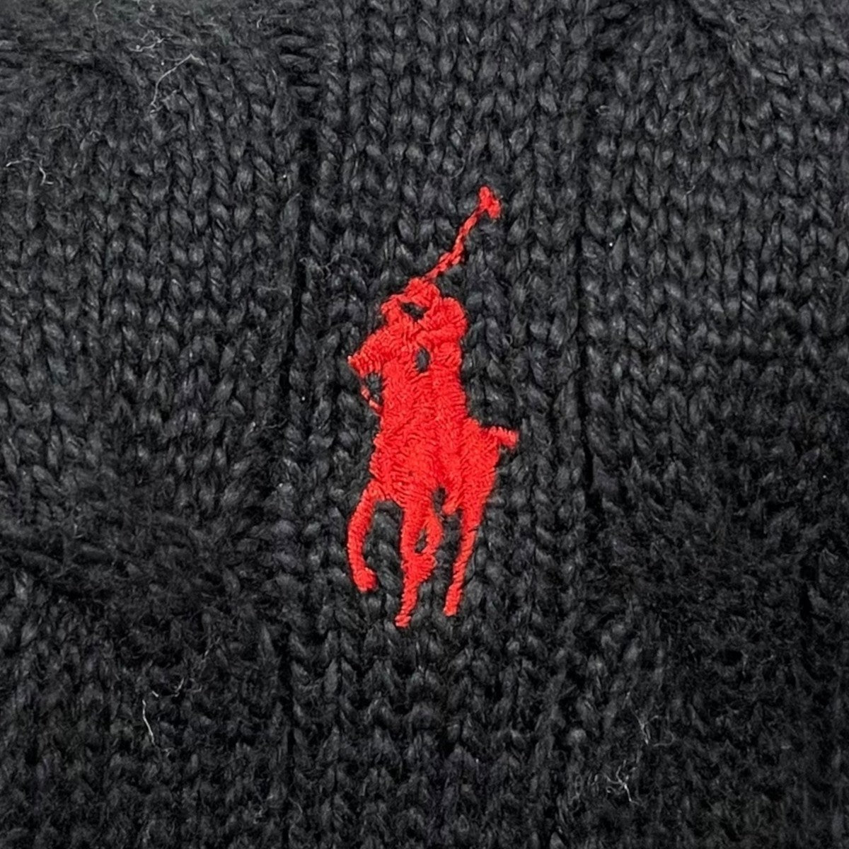 ケーブル編みジップアップコットンニットカーディガン