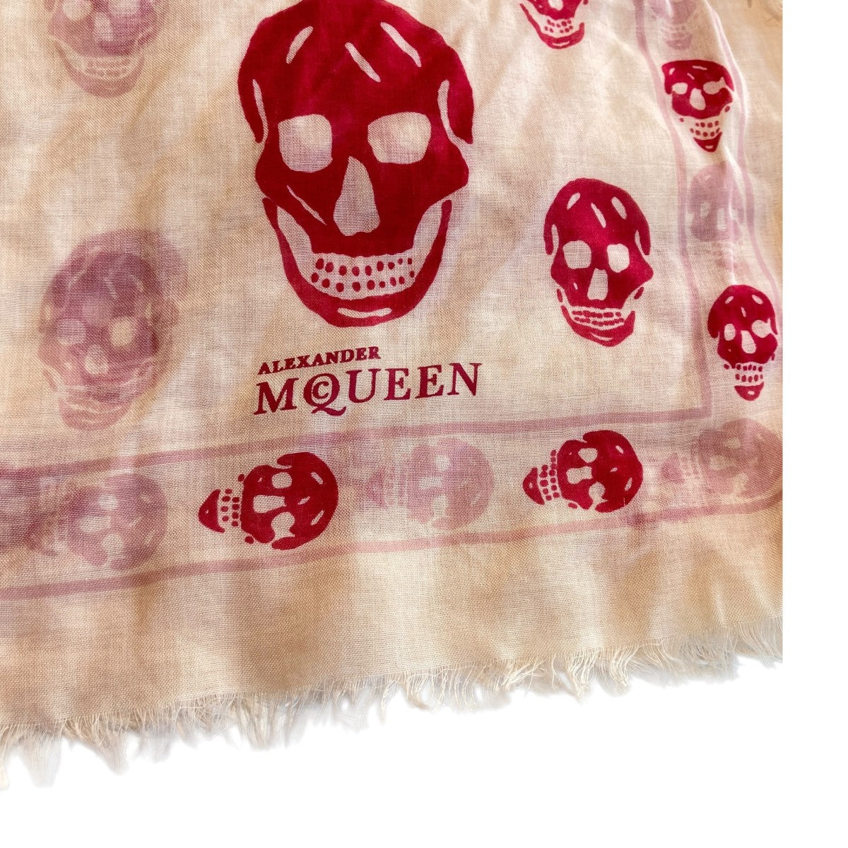 ALEXANDER McQUEEN(アレキサンダーマックイーン) スカル柄ストール