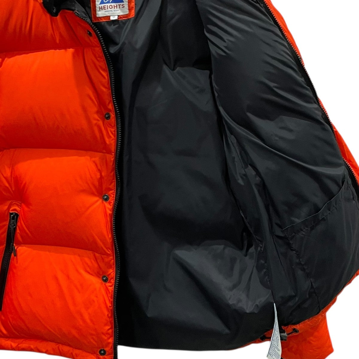 ダウンジャケット