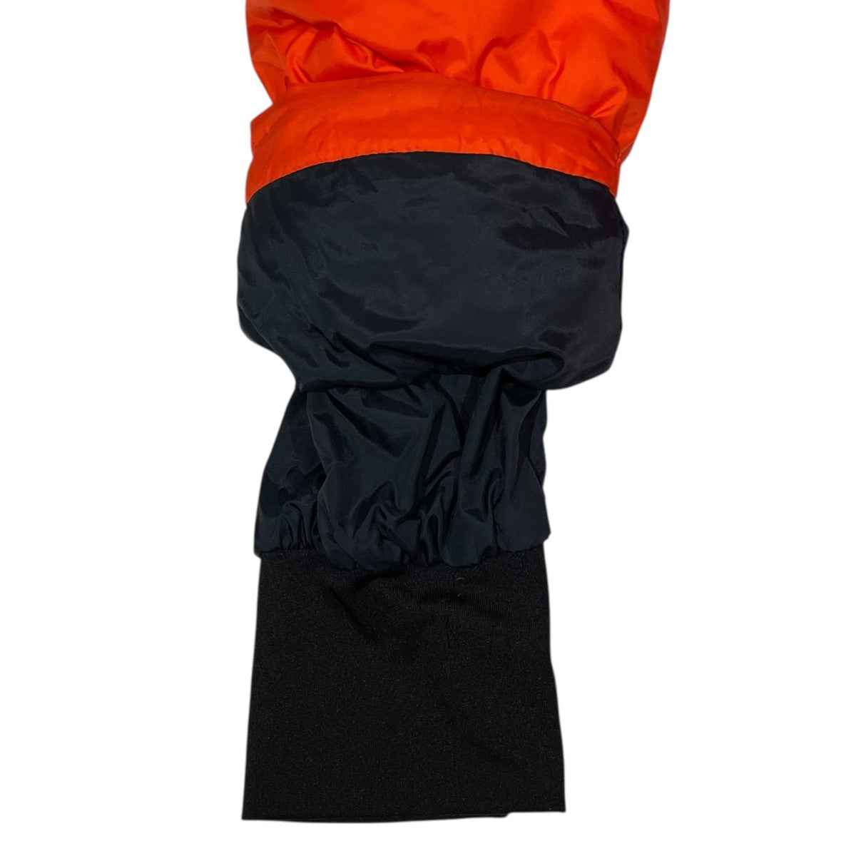 ダウンジャケット