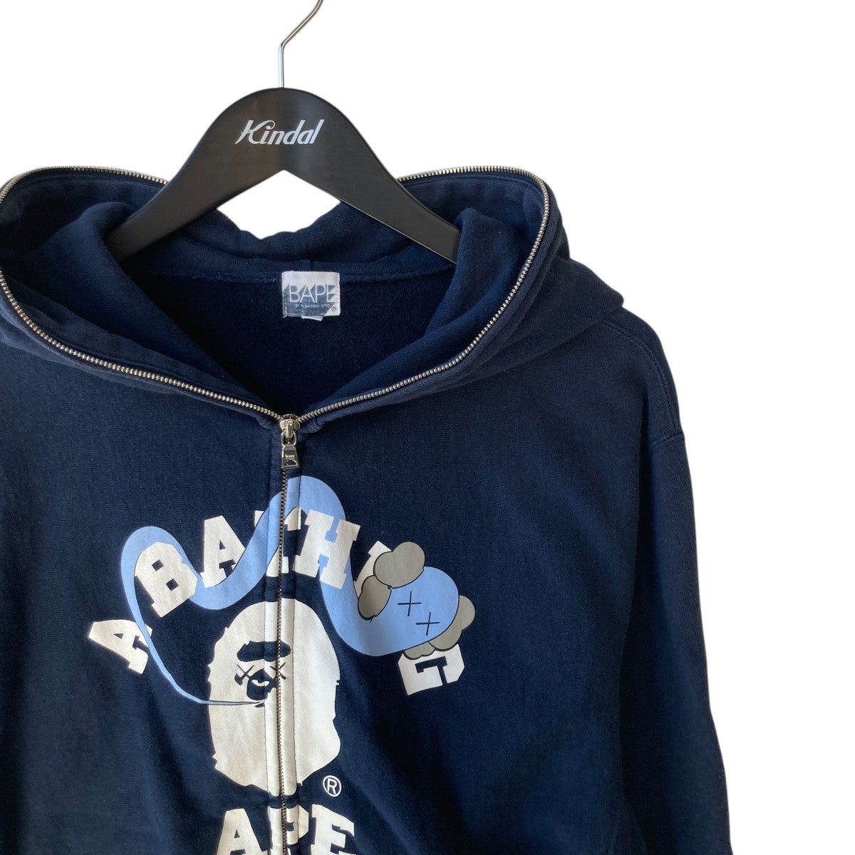 ジップパーカー