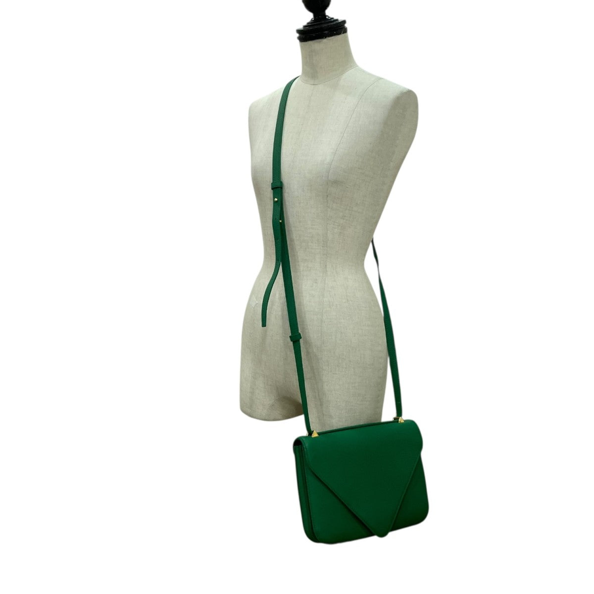 BOTTEGA VENETA(ボッテガヴェネタ) ショルダーバッグ667399 667399