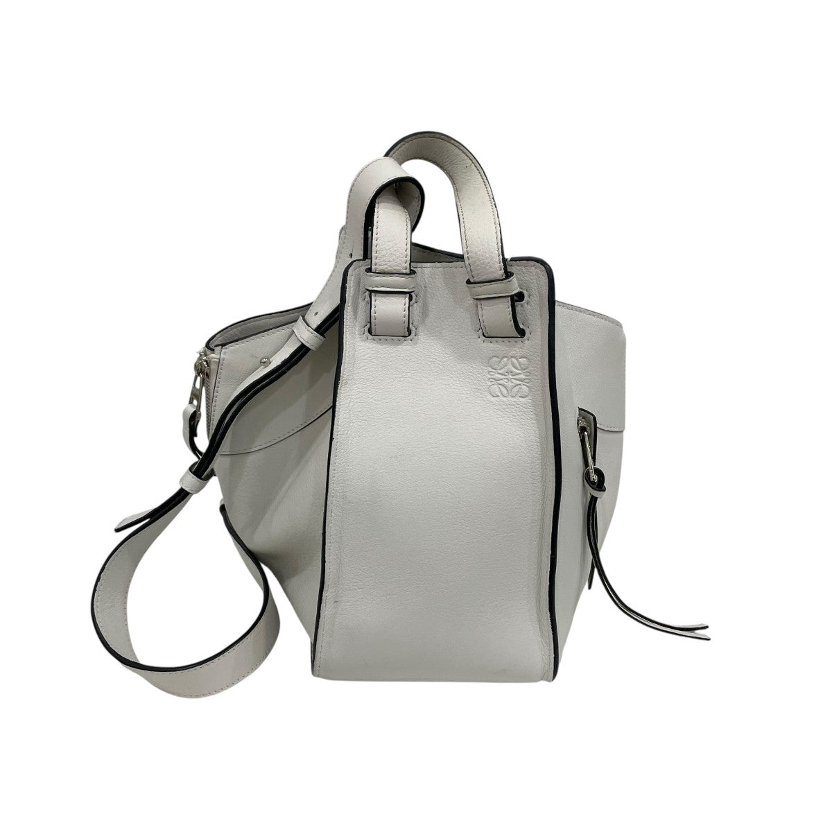 LOEWE(ロエベ) ミディアムショルダーバッグ ホワイト｜【公式