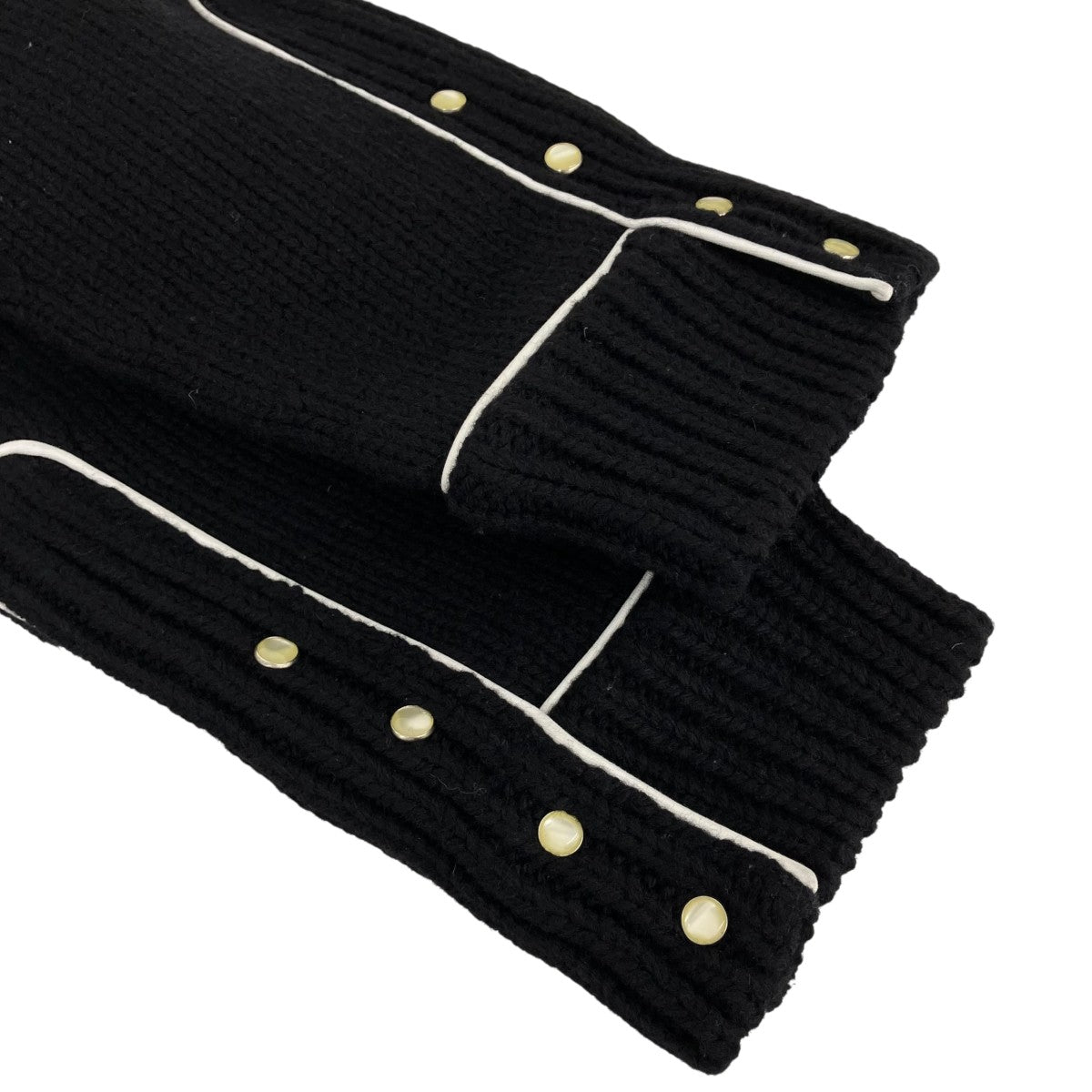 Wool Pullover With Star EmbroideryクルーネックニットUMF074