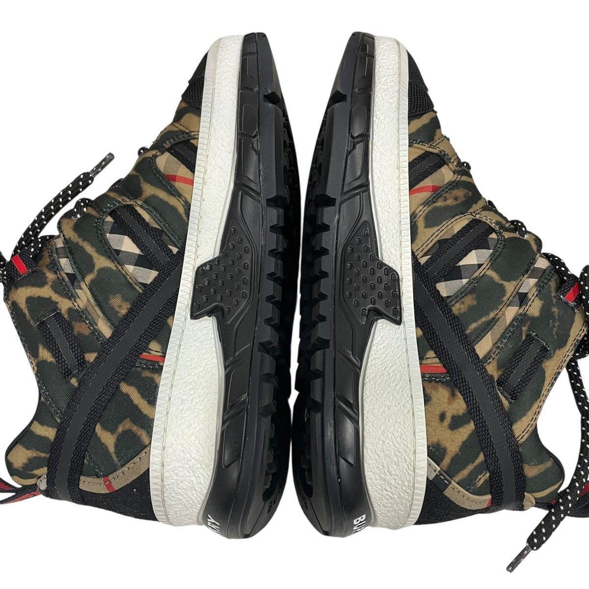 BURBERRY(バーバリー) ローカットスニーカー ベージュ サイズ 36