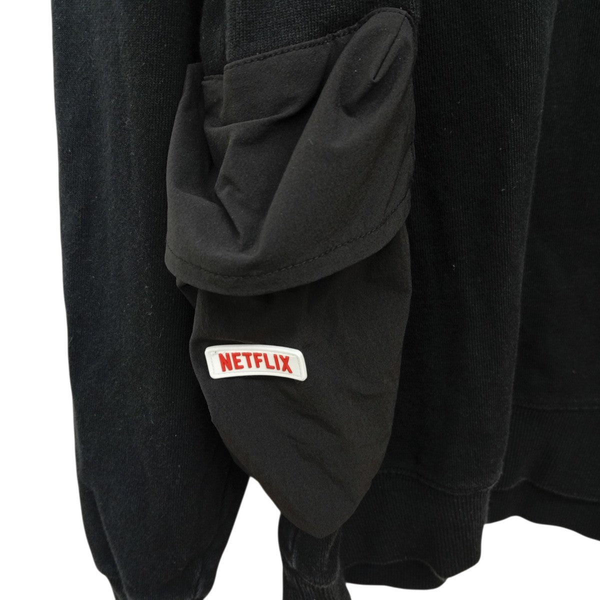 NETFLIXトレーナー11-13-4528-976