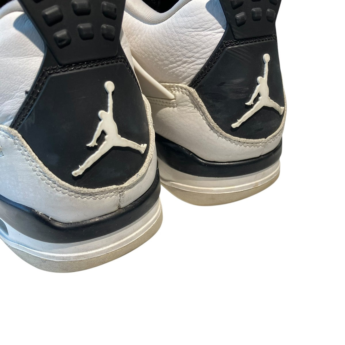 Air Jordan 4 Military BlackハイカットスニーカーDH6927-111