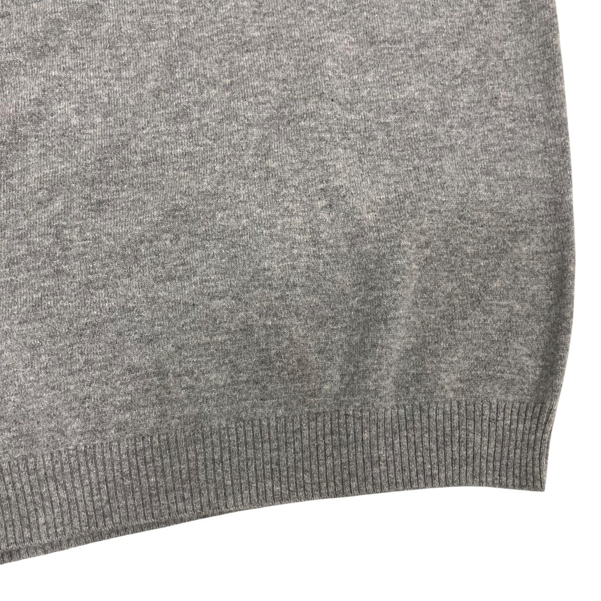 MIU MIU Logo Embroidered Cashmere Polo Knit Sweater長袖ポロシャツMMLA40 古着・中古-5枚目のアイテム画像