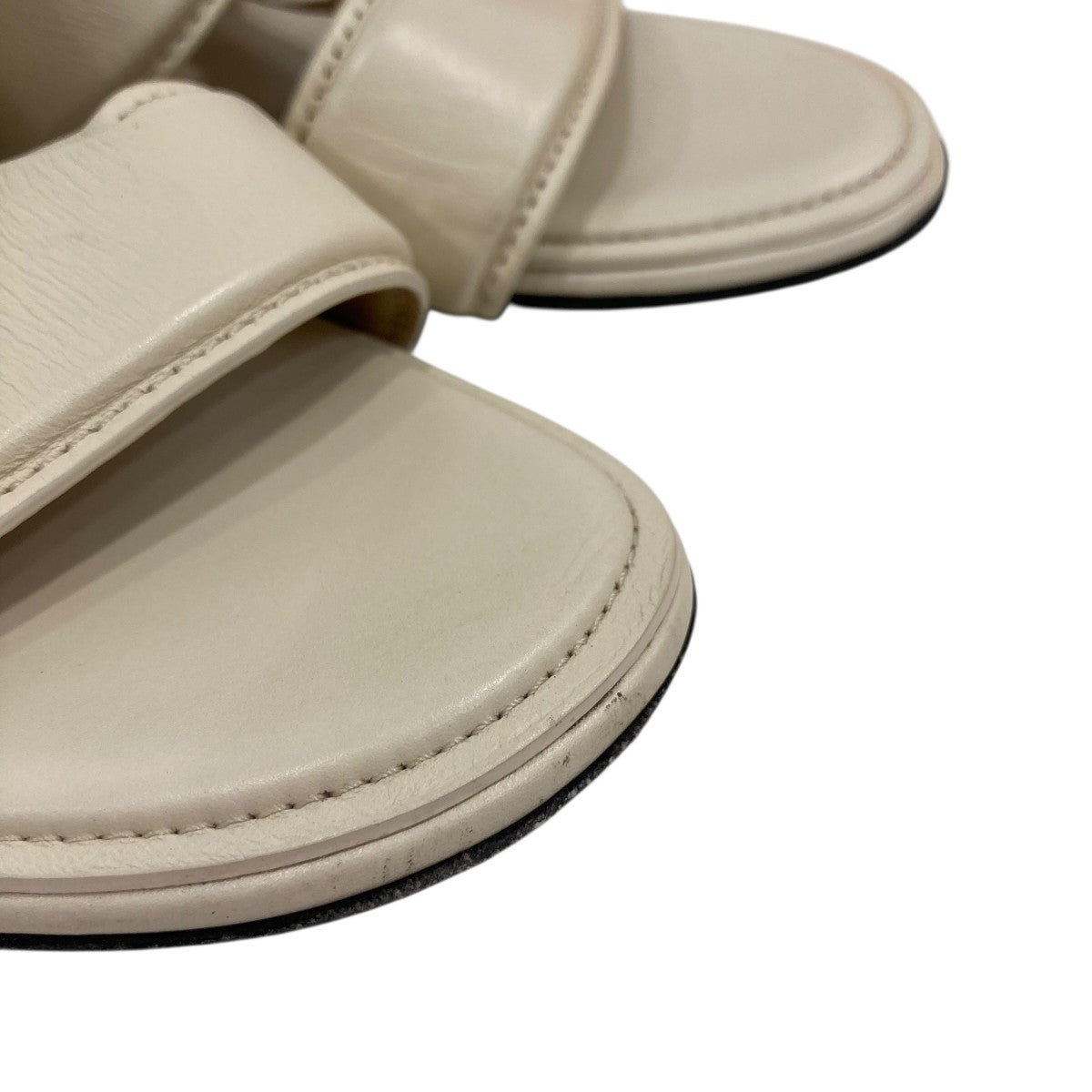 BOTTEGA VENETA クロスサンダル 古着・中古-2枚目のアイテム画像