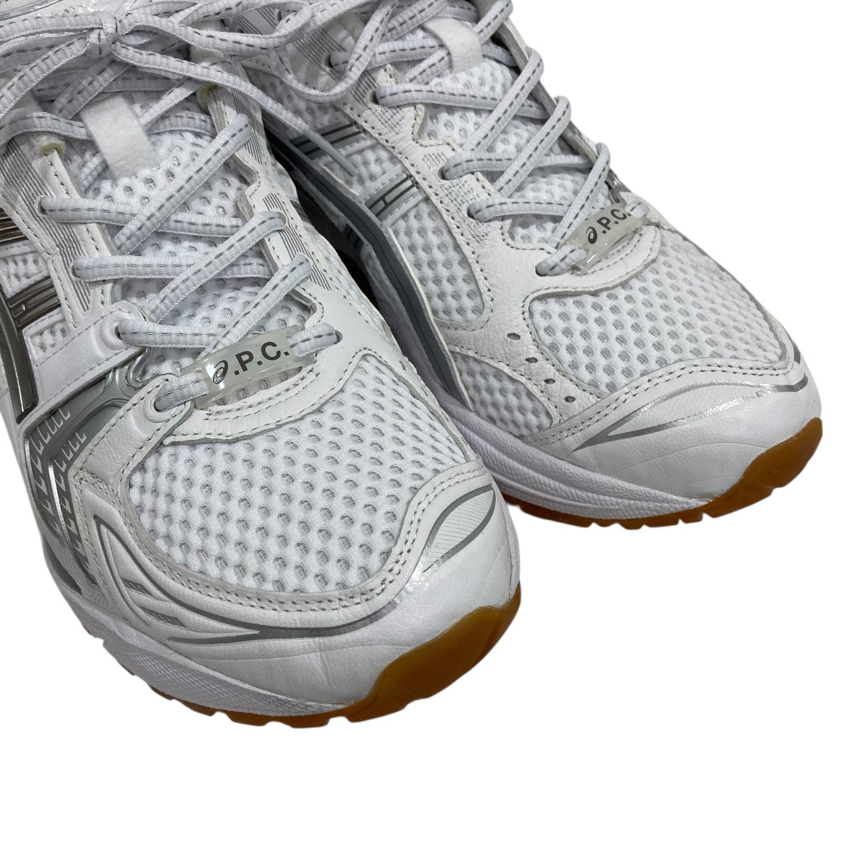 GEL-KAYANO 14 A．P．C． WHITEローカットスニーカー1203A727