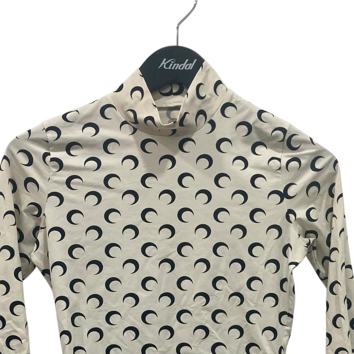 ハイネックシャツ