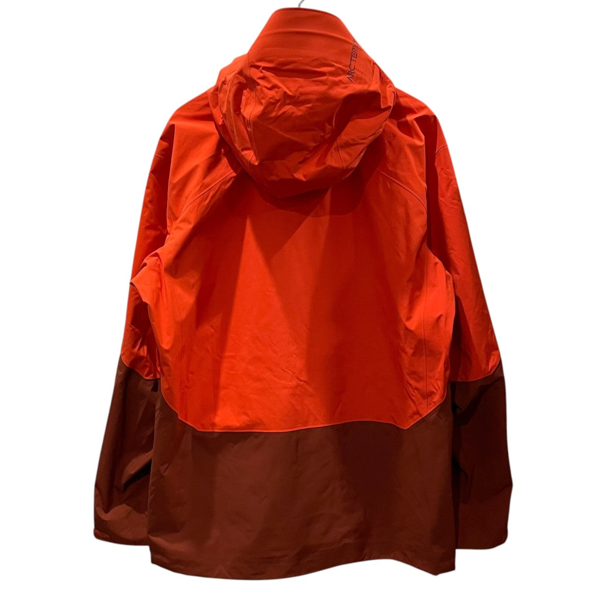 ARC’TERYX マウンテンパーカー スノースポーツジャケット Rush Jacket ラッシュジャケット X000007149 古着・中古-2枚目のアイテム画像