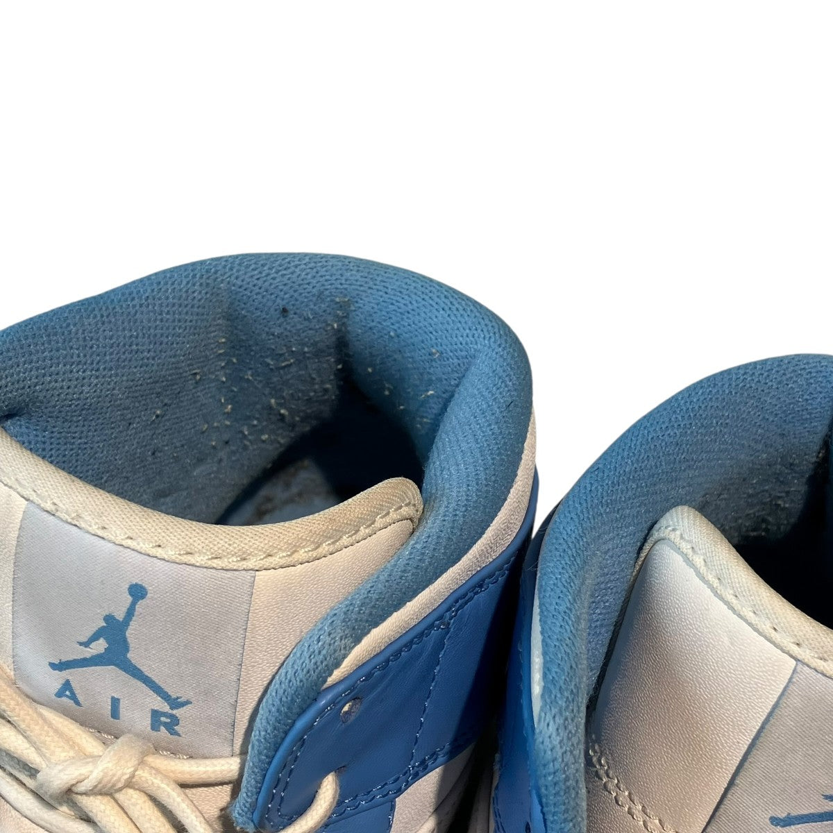AIR JORDAN 1 MIDハイカットスニーカー554724-106