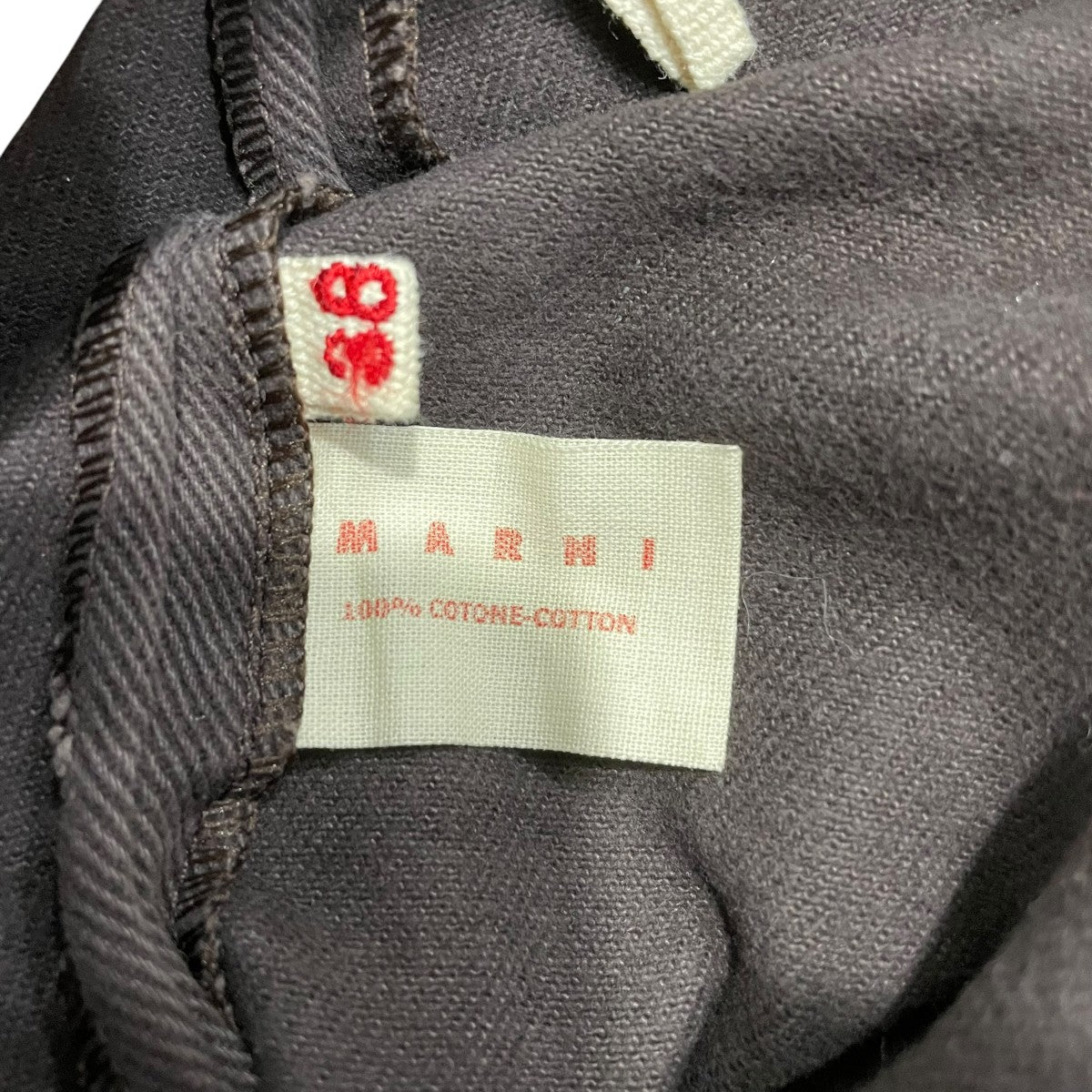 デニムパンツ