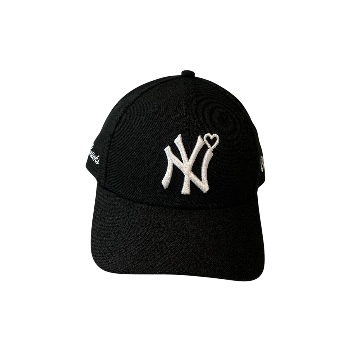 BASICKS × NEW ERA 9FORTYキャップ