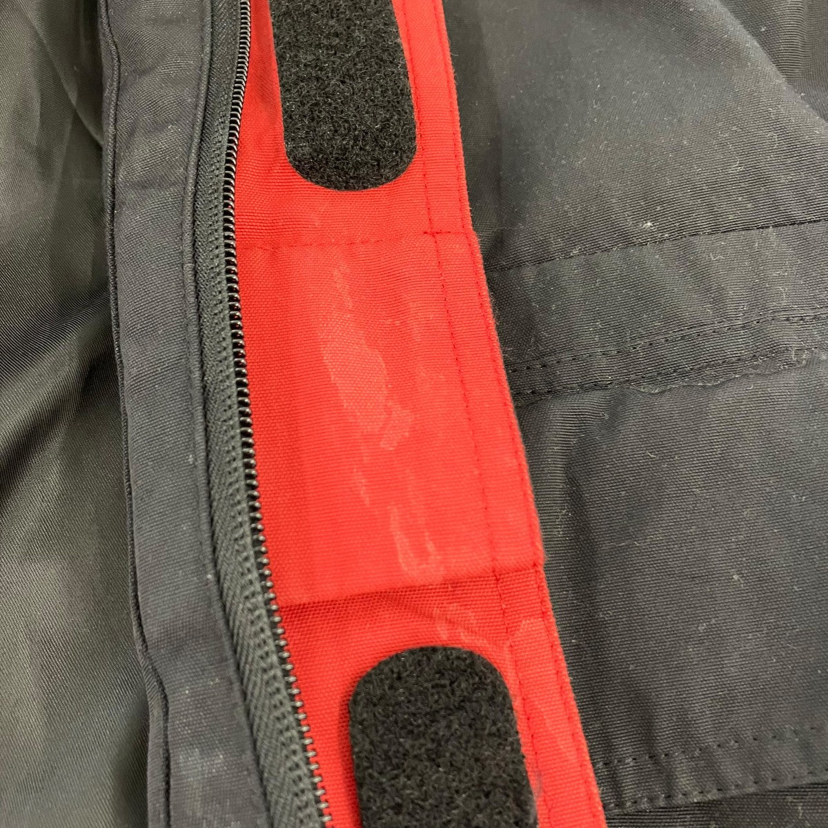 BALENCIAGA Cシェイプマウンテンパーカー485737TTD06 古着・中古-7枚目のアイテム画像