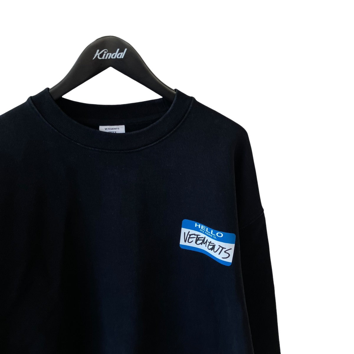 VETEMENTS 21AWHELLO my name is CrewneckトレーナーUA52TR630B 古着・中古-3枚目のアイテム画像