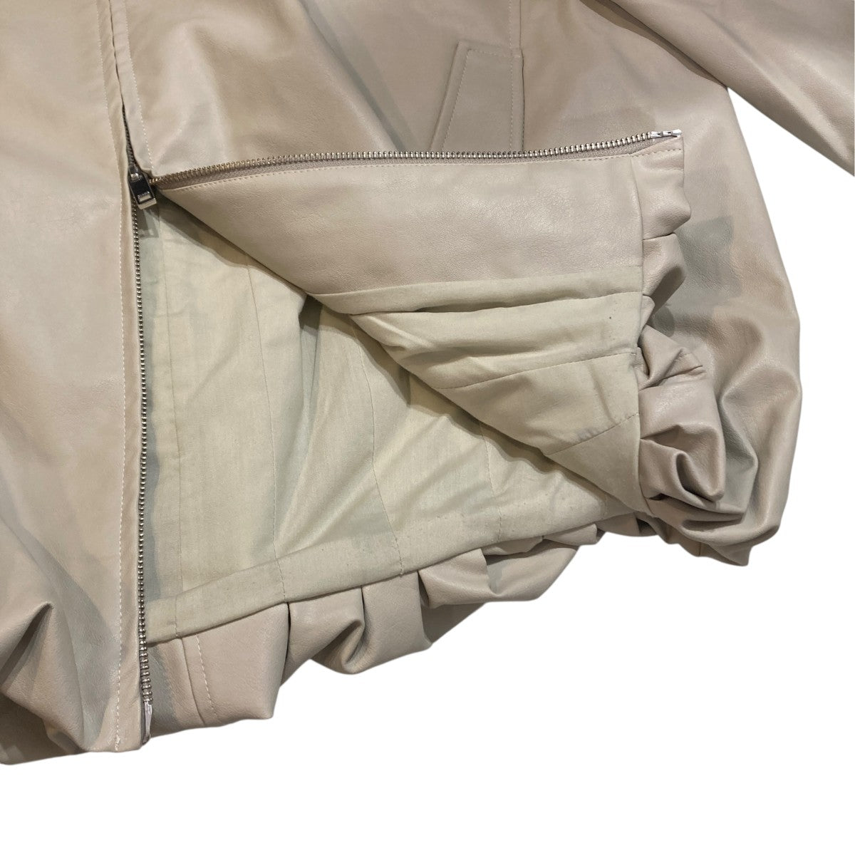 TFAKE LEATHER BALLOONジャケット19101-0012
