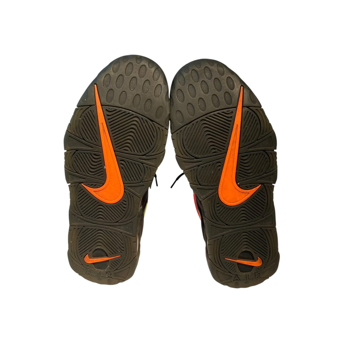 AIR MORE UPTEMPO HOT PUNCHハイカットスニーカー917593-002