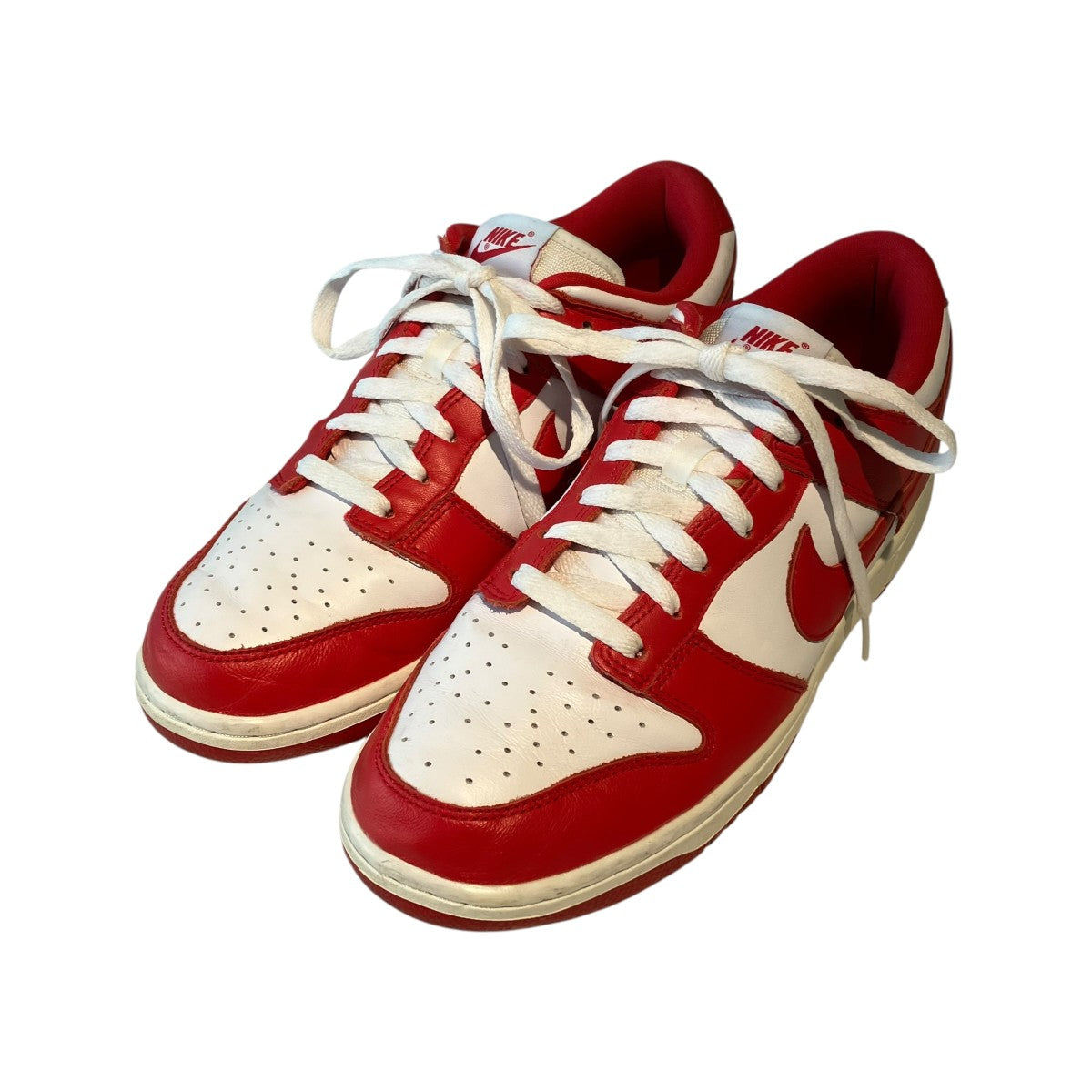 NIKE Dunk Low SP White and University RedローカットスニーカーCU1727-100 古着・中古-1枚目のアイテム画像