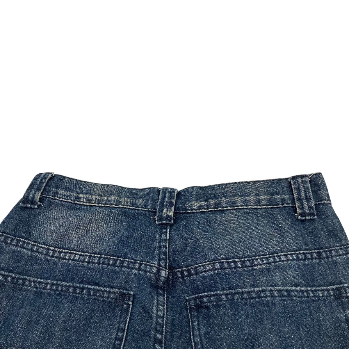 デニムパンツ