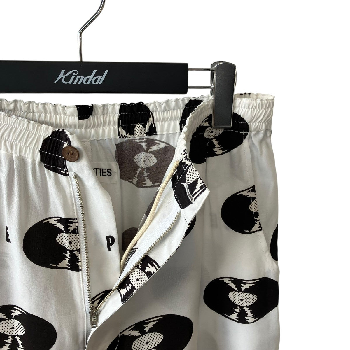 RECORDS HAWAIIAN SHORTSハーフパンツ