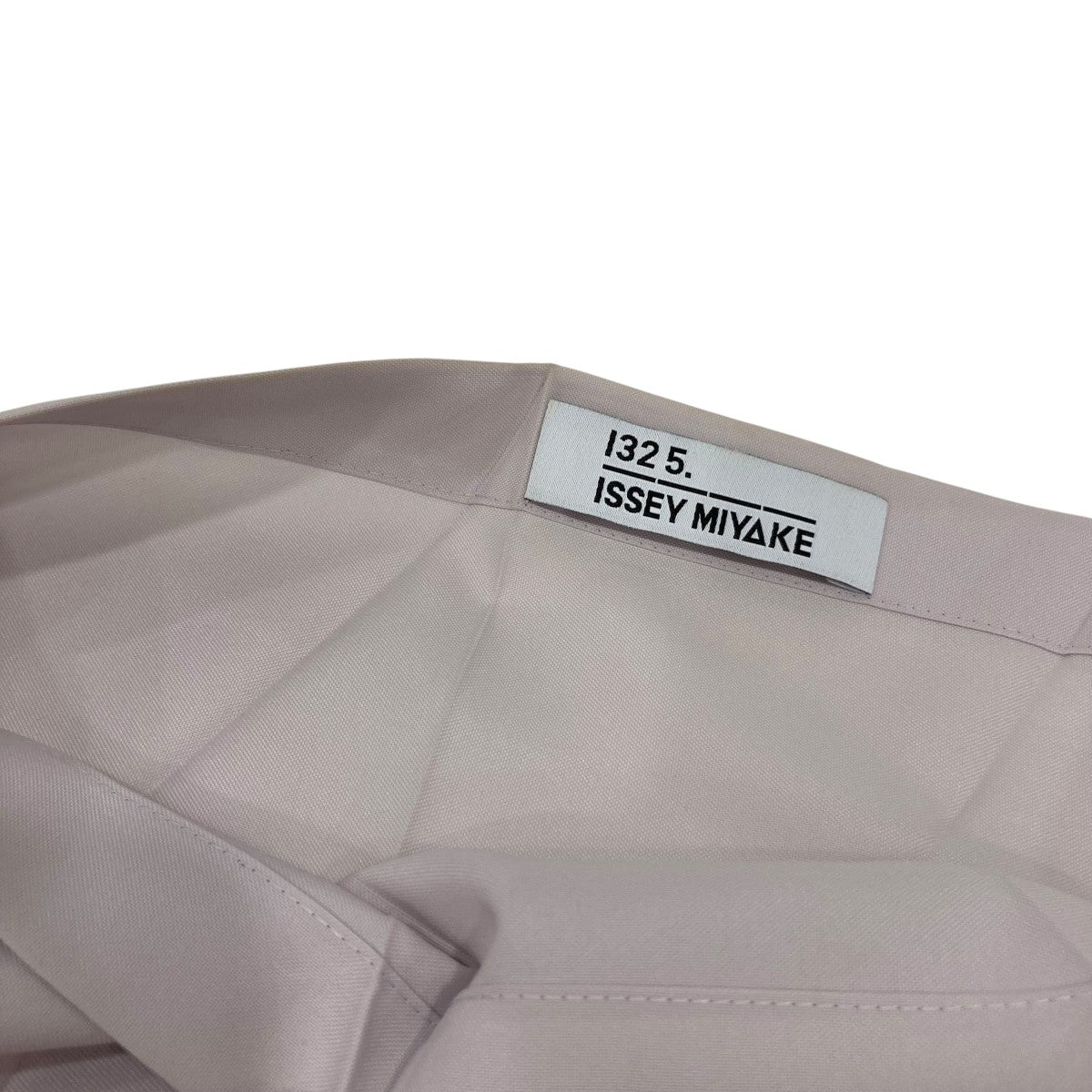 26SSRADIAL FOLD SHIRTブラウスIL61FJ345
