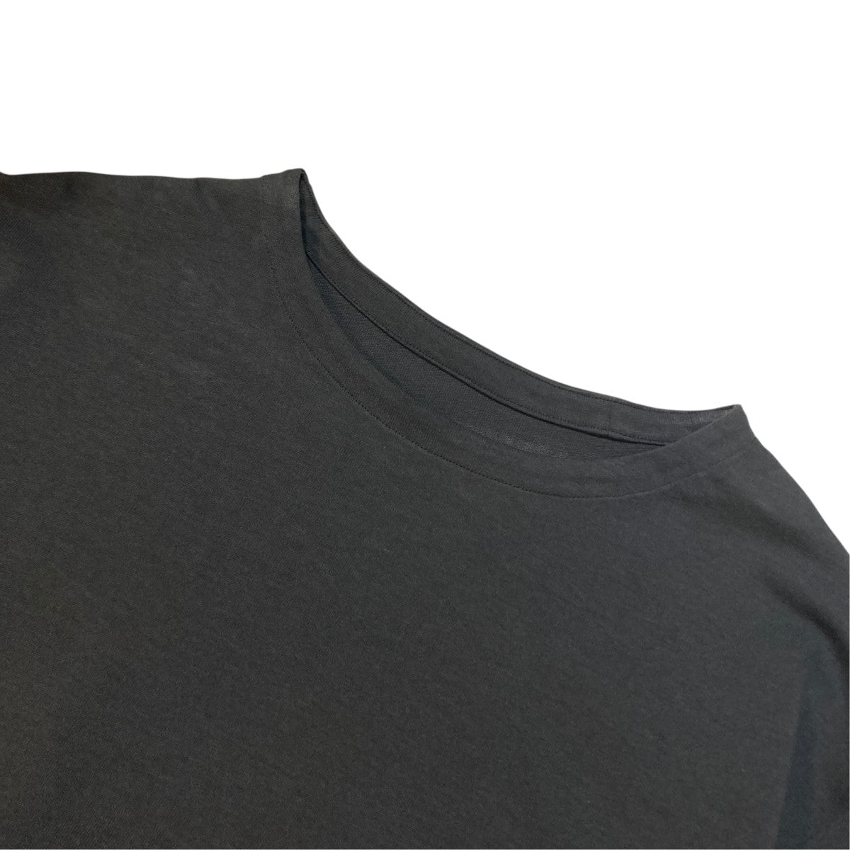 長袖Tシャツ