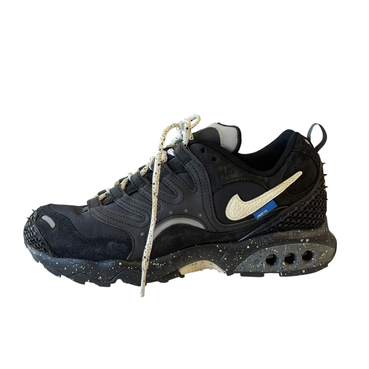 AIR TERRA HUMARAローカットスニーカーFN7546-002