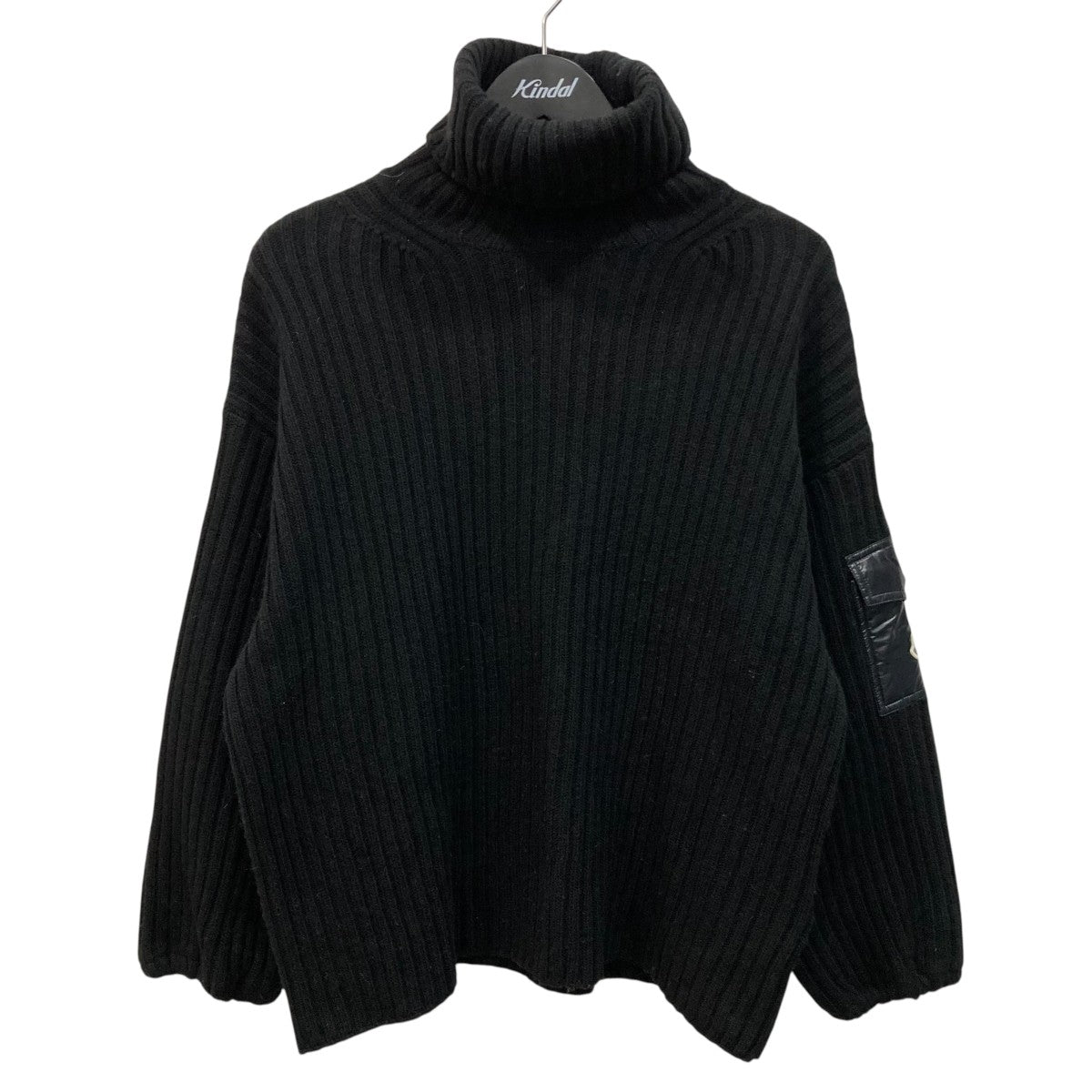 MONCLER タートルネックニットH20939F00017 古着・中古-1枚目のアイテム画像