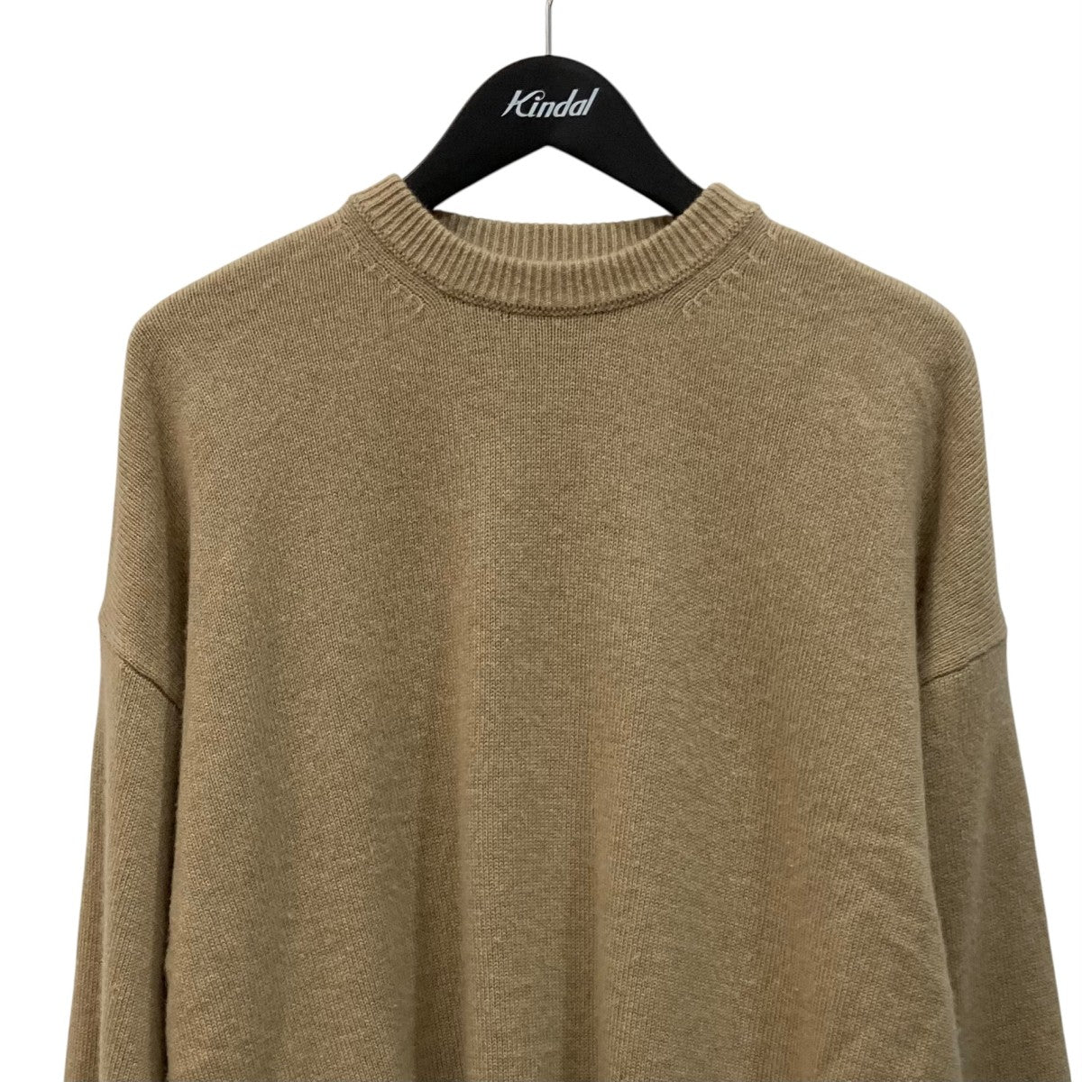BALENCIAGA バックロゴ刺繍クルーネックニット681983 古着・中古-2枚目のアイテム画像