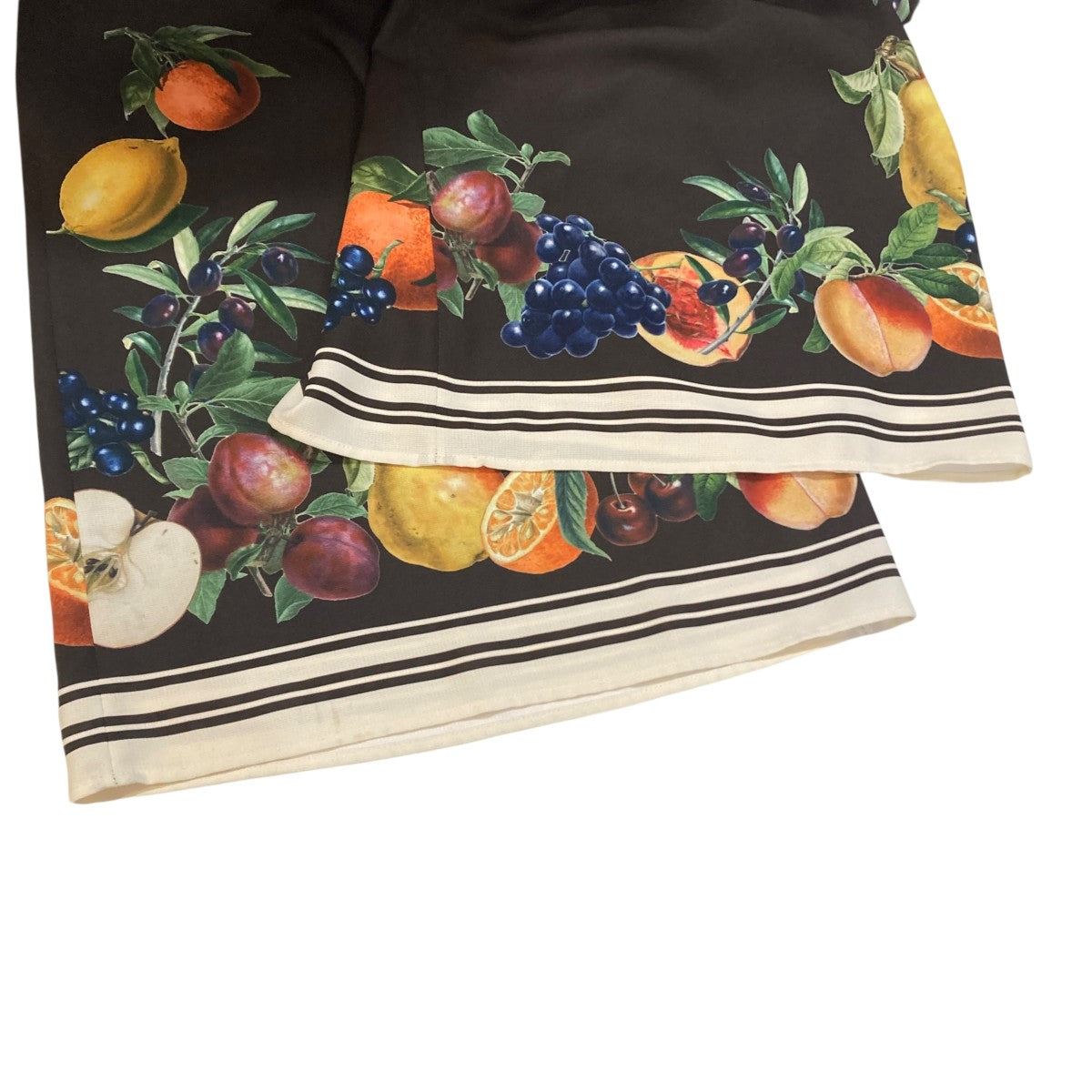 MEDI FRUIT SCARF PATTERN TUCK PANTSパンツ0226108480300