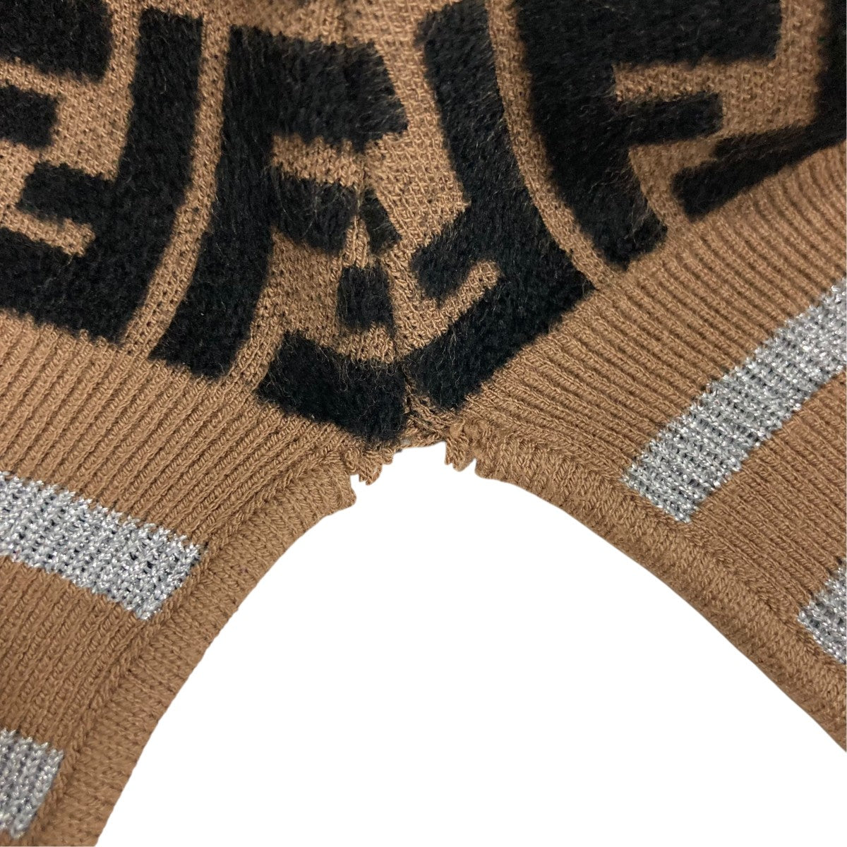 FENDI 半袖ニットFZY920 古着・中古-6枚目のアイテム画像