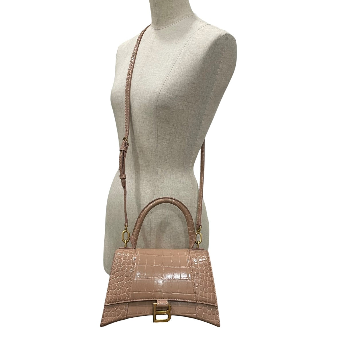 Hourglassショルダーバッグ593546