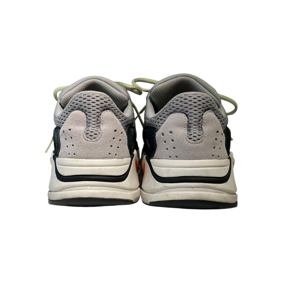 YEEZY Boost 700 Wave RunneスニーカーB75571