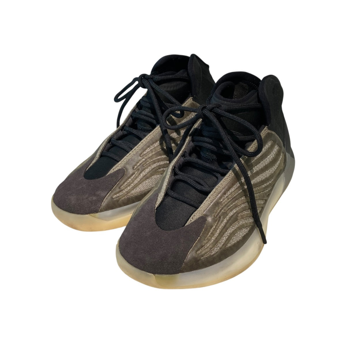 YEEZY Quantum BariumスニーカーH68771