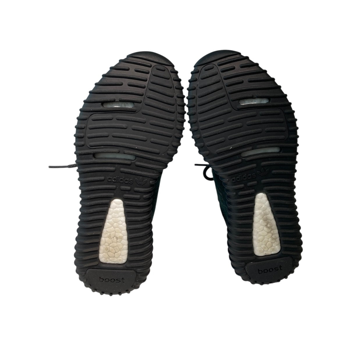 YEEZY Boost 350 Pirate BlackスニーカーBB5350