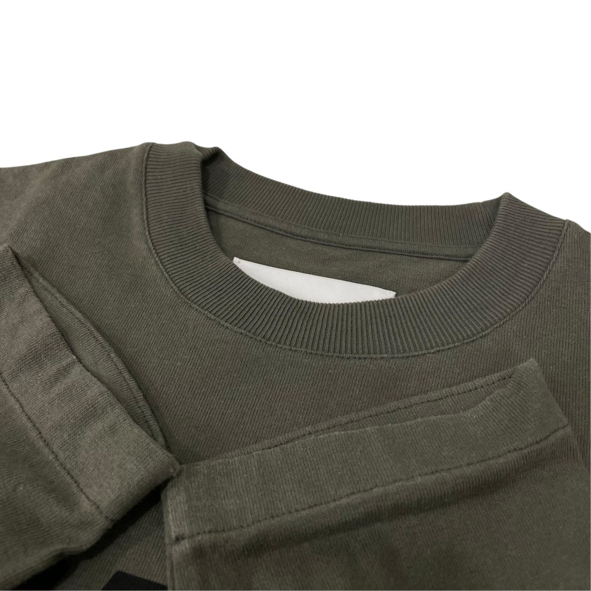 長袖TシャツJ22GC0136